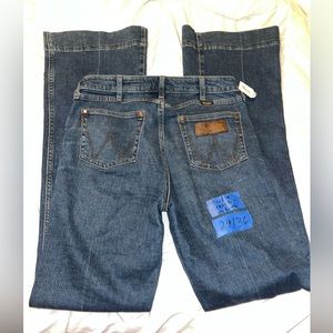 Wrangler Women's Retro High Rise Trouser Jean Sara 29W x 36L